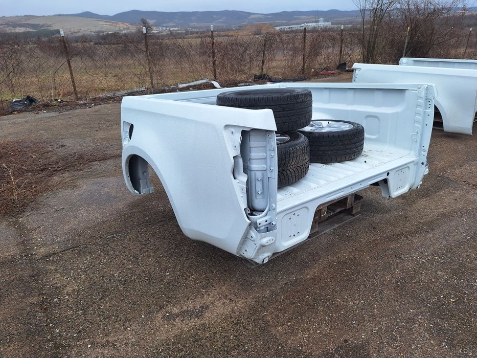 Каросерия За Исузо Д-Макс 2019-2023 Година Isuzu D-Max Кабина  и 1/2