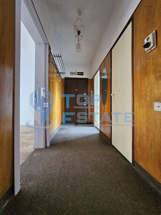 Продава се Многостаен апартамент в Велико Търново, Център - 100 кв.м за 1350 €/кв.м - Снимка #8