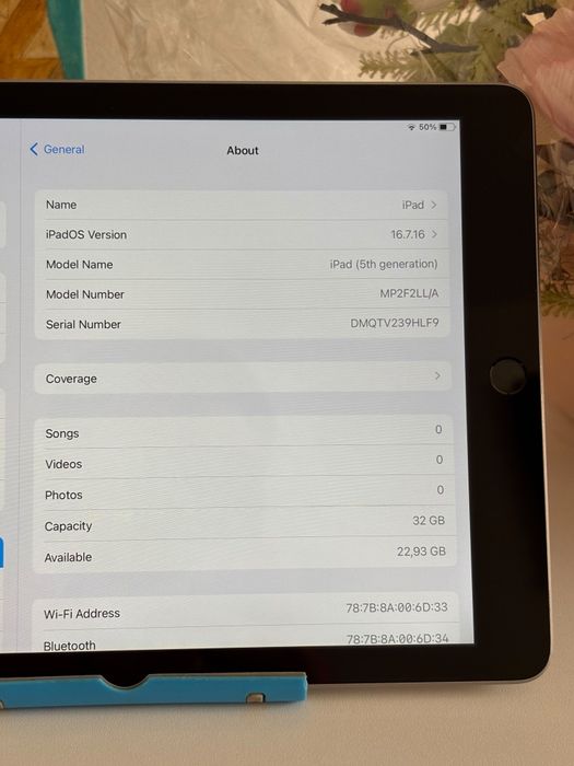 iPad Generația a5-a Grey 32GB , 92% Battery Health