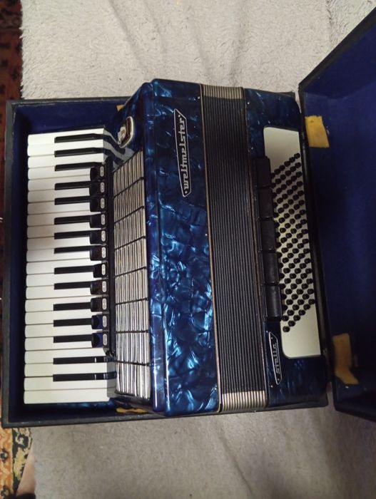 Продам немецкий баян