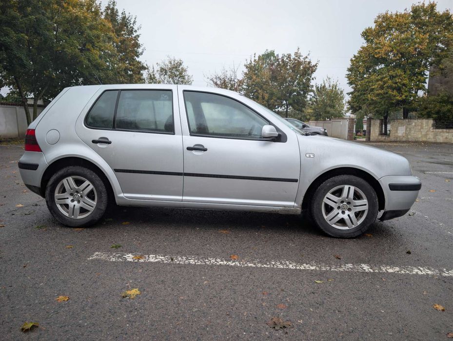 VOLKSWAGEN Golf 2002 — imagine 3