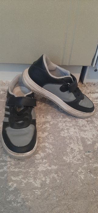 Детская обувь 2000тг