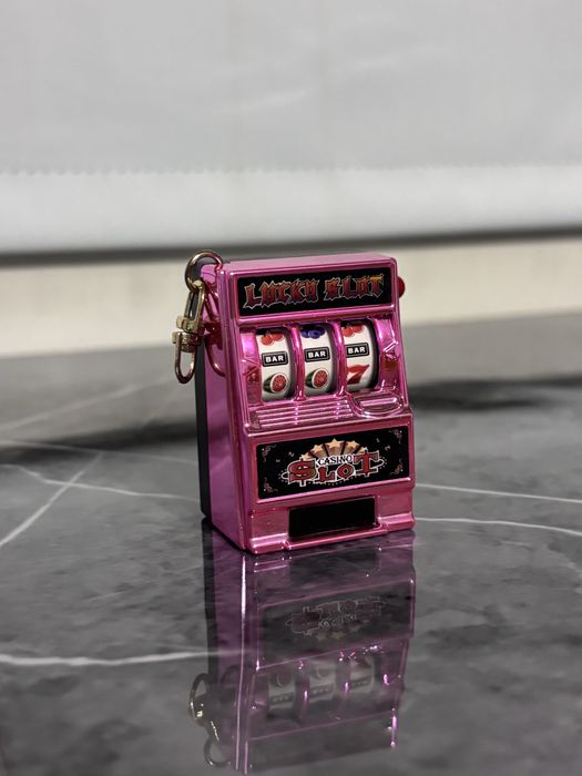 Игрушка казино.