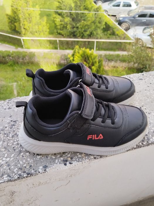 Маратонки FILA 36 номер