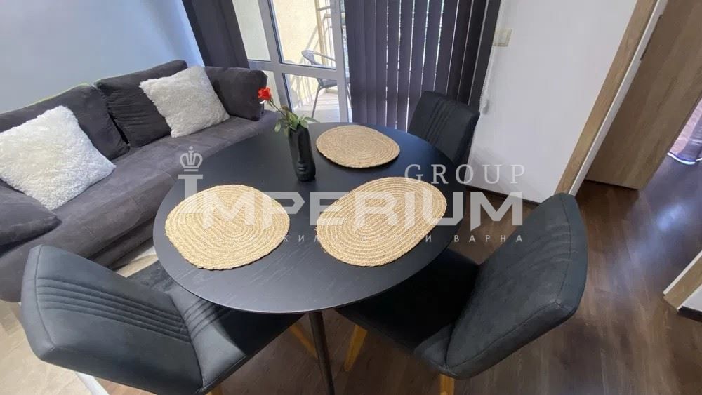 Дава се под наем Тристаен апартамент в Варна, м-т Евксиноград - 70 кв.м за 760 € - Снимка #1