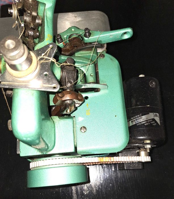 Оверлок GN1-2 электрический