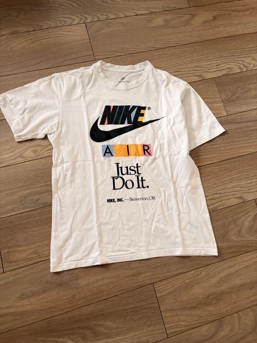 Тениска бяла на Nike