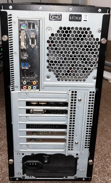 PC - i7-4790 / GTX 970 / 24GB