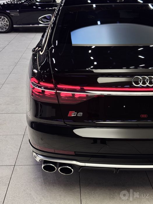 Продается Audi S8 2025