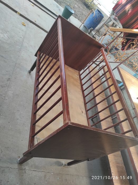 Детская кроватка дерево