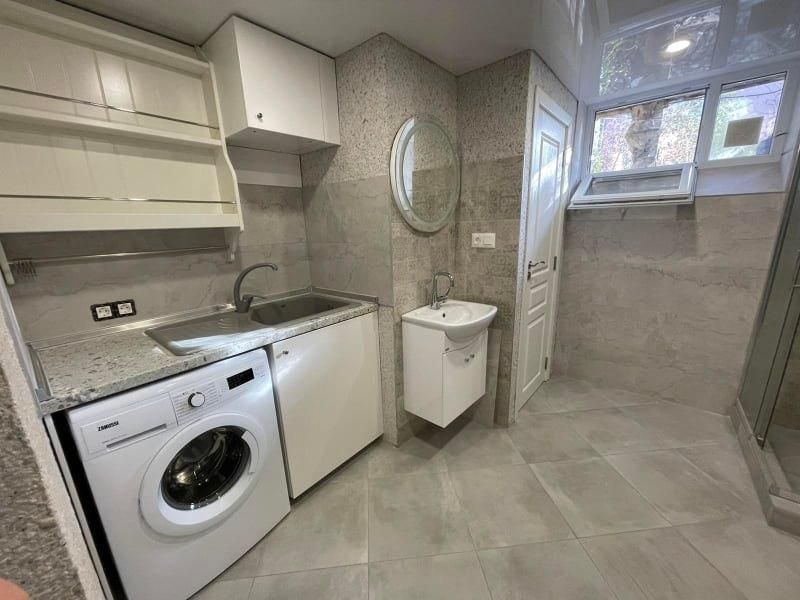 Дава се под наем Едностаен апартамент в Варна, Център - 30 кв.м за 448.8 € - Снимка #7