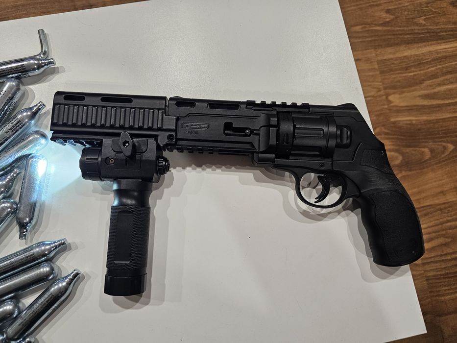 Pistol Umarex HDR50 upgradat
