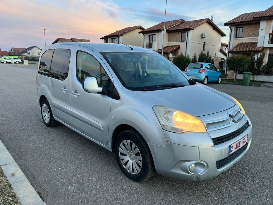 Citroën Berlingo Citroen Berlingo 5 locuri