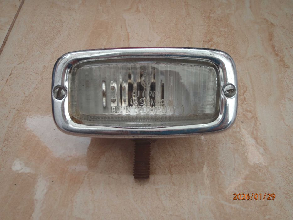 Lampa masarier mers inapoi auto epoca Skoda Lada IFA Moskvich
