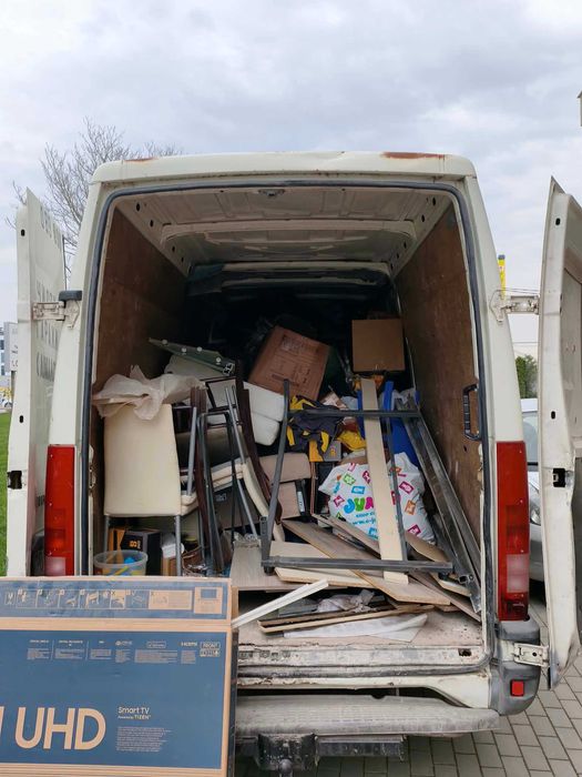 Хамалски услуги Бързо и Евтино Почиства апартаменти Мазета Гаражи Кърти Извозва