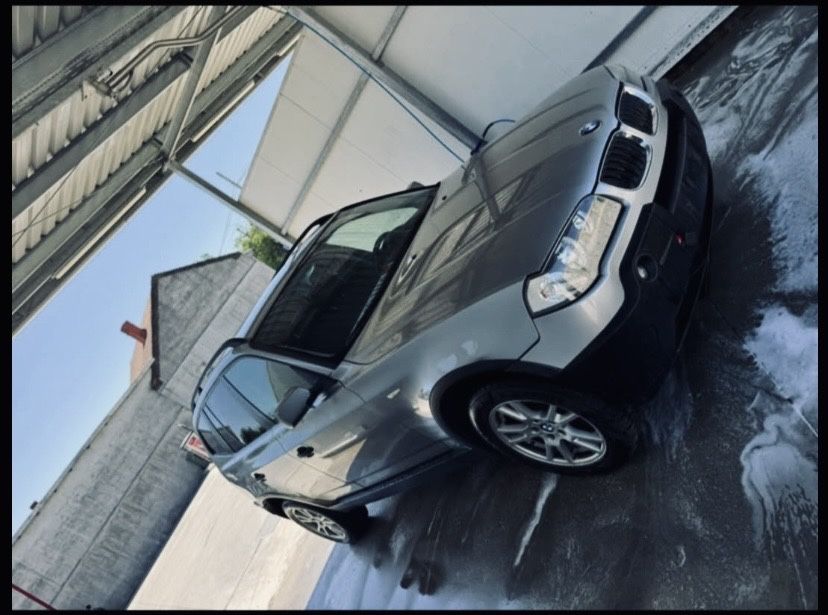 Vând bmw x3 fac şi schimb