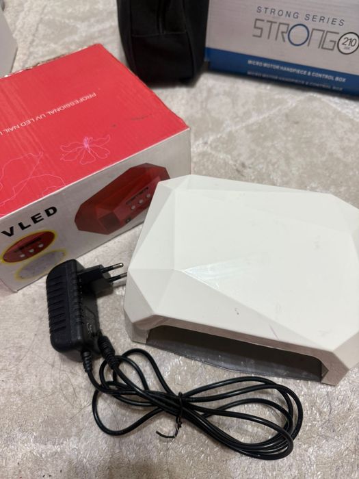 Лампа для гель лака