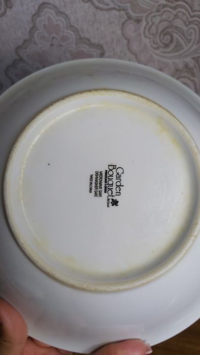 Продам салатник 1шт