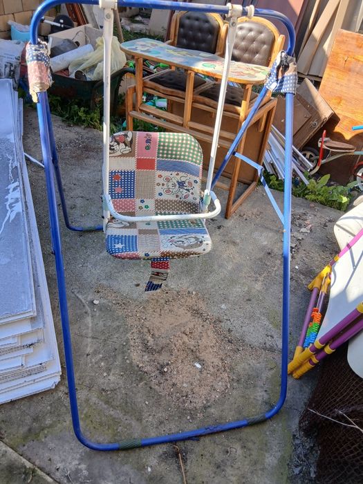 Мольберт качеля и столик для кормления