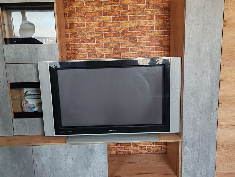 Продам телевизор Philips