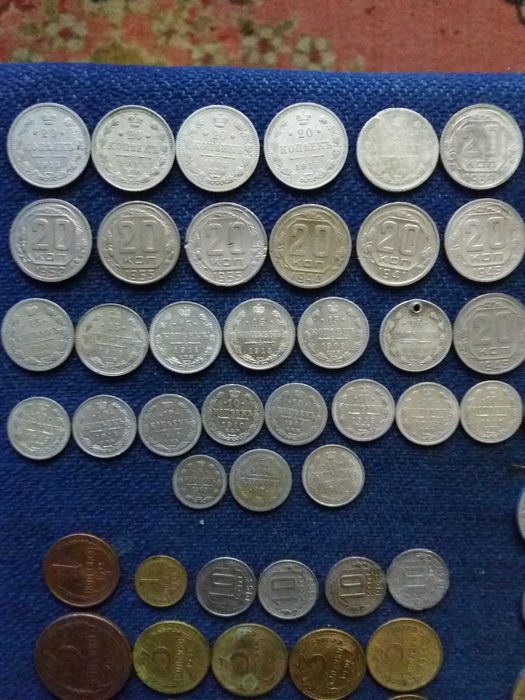 продам монеты разные много