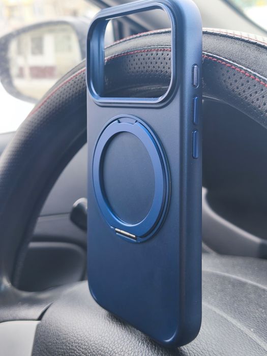 Айфон 17про. Чехол