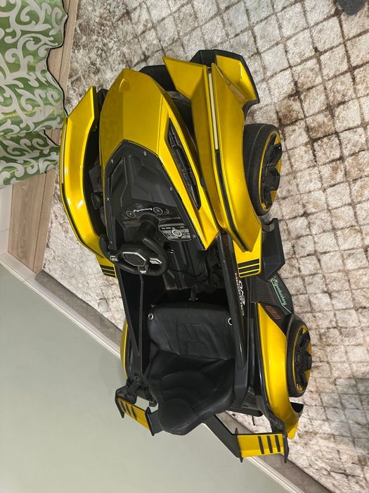 Продам хорошую машину