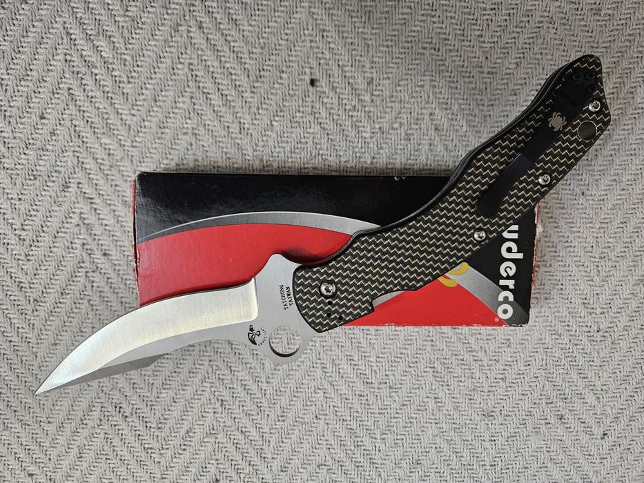 Spyderco Szabo и Spyderco Military  сгъваеми ножове