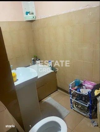Apartament 1 camera, etaj 1,  foarte aproape de Shopping City