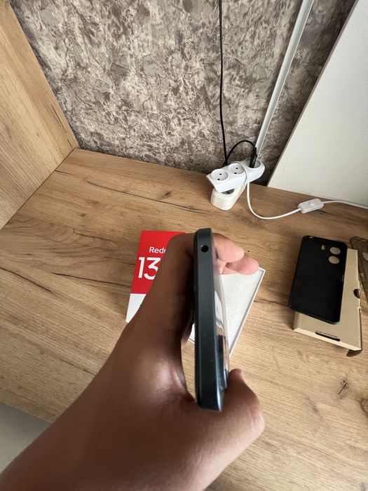 Продам Redmi 13c