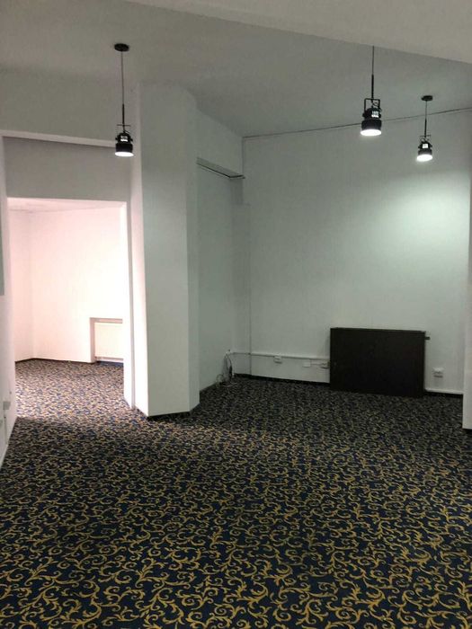 Spatiu comercial de inchirat cu vad comercial foarte bun - Piata Baraolt