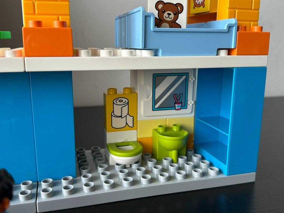 LEGO Duplo 10835 Семейна Къща и 10868 Пони Конюшня
