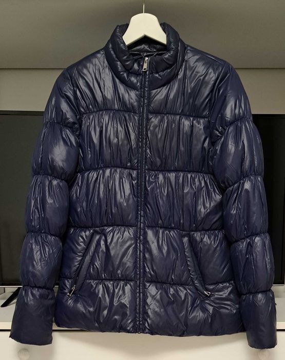 Geaca matlasată albastra, noua, marimea 38