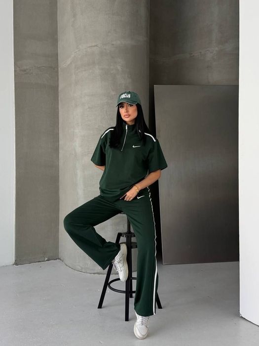 Стилни дамски екипи