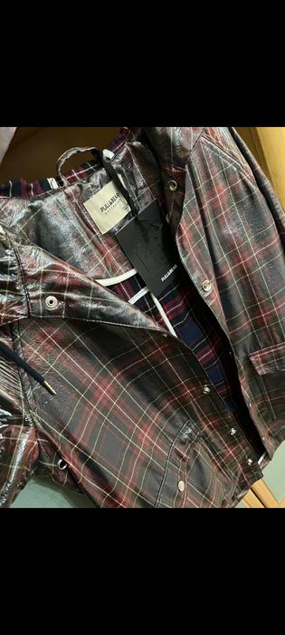 Новая куртка -дождевик-ветровка. PULL&BEAR