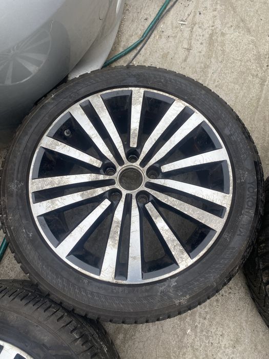 Jante R17 Volkswagen +rezerva 225/50 R17 anvelope vara