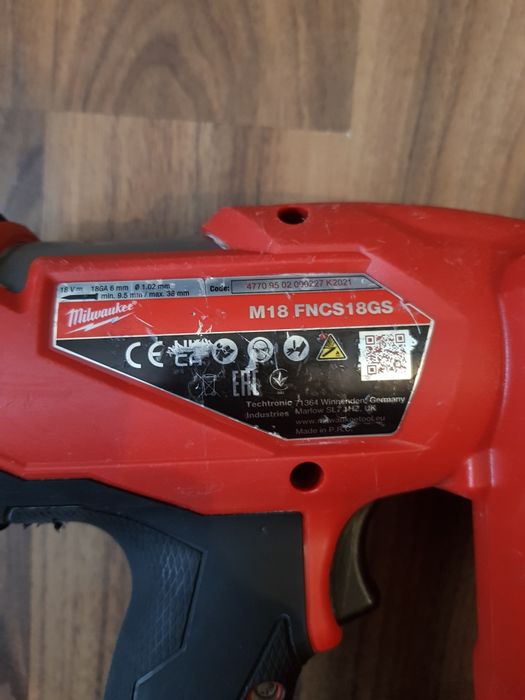 Pistol de capse Milwaukee M18 FNCS18GS