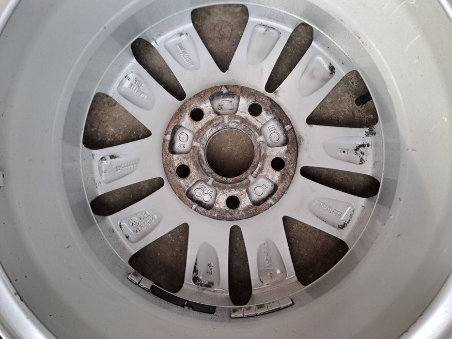 Jante aliaj originale  R15 VW 5x112 ET47  Caddy  Golf  Touran Octavia