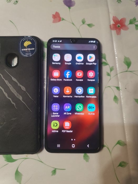 Samsung Galaxy  А 40   4/64гб