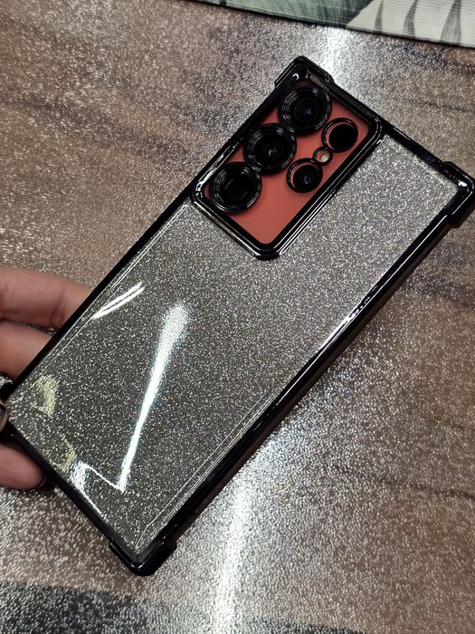 Продаю Galaxy S23 Ultra. 1 Терабайт. Состояние отличное. Цвет эксклюз