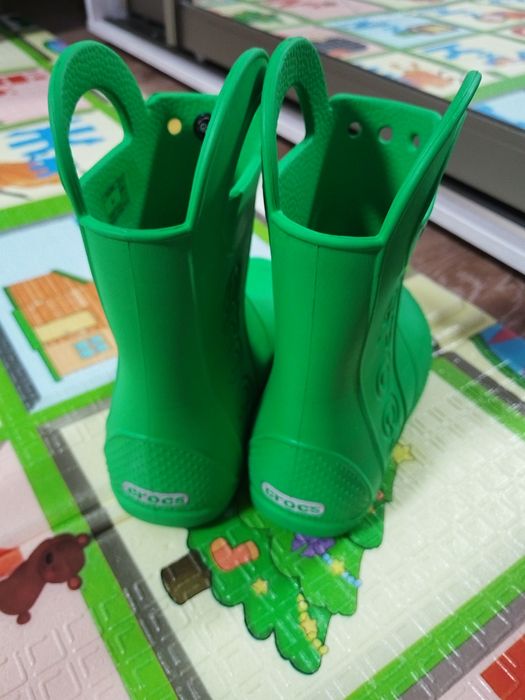 Резиновые сапоги  crocs