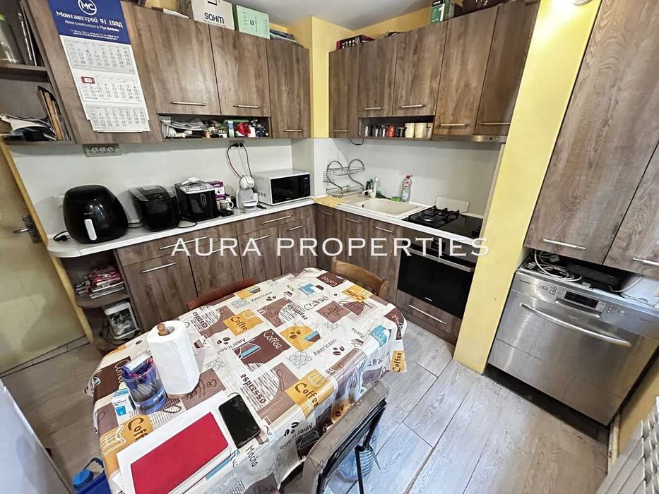 Продава се Двустаен апартамент в Разград, Орел - 60 кв.м за 1173 €/кв.м - Снимка #3