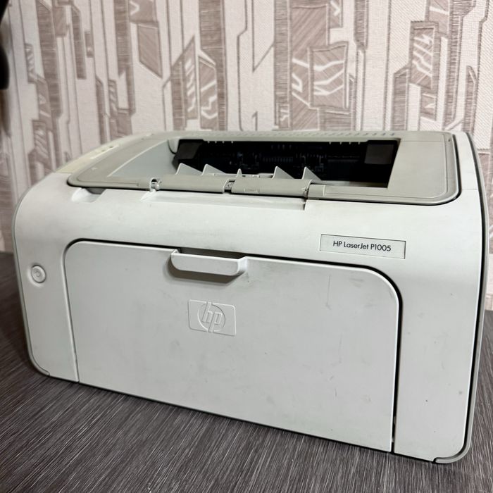 Лазерный принтер HP LaserJet P1005