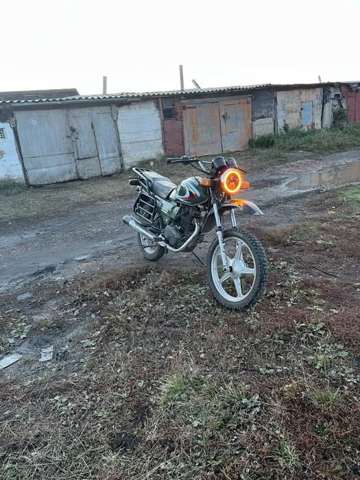 Мотоцикл 250 на ходу