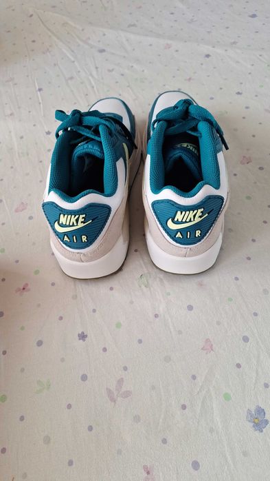 Дамски маратонки NIKE AIR MAX 90