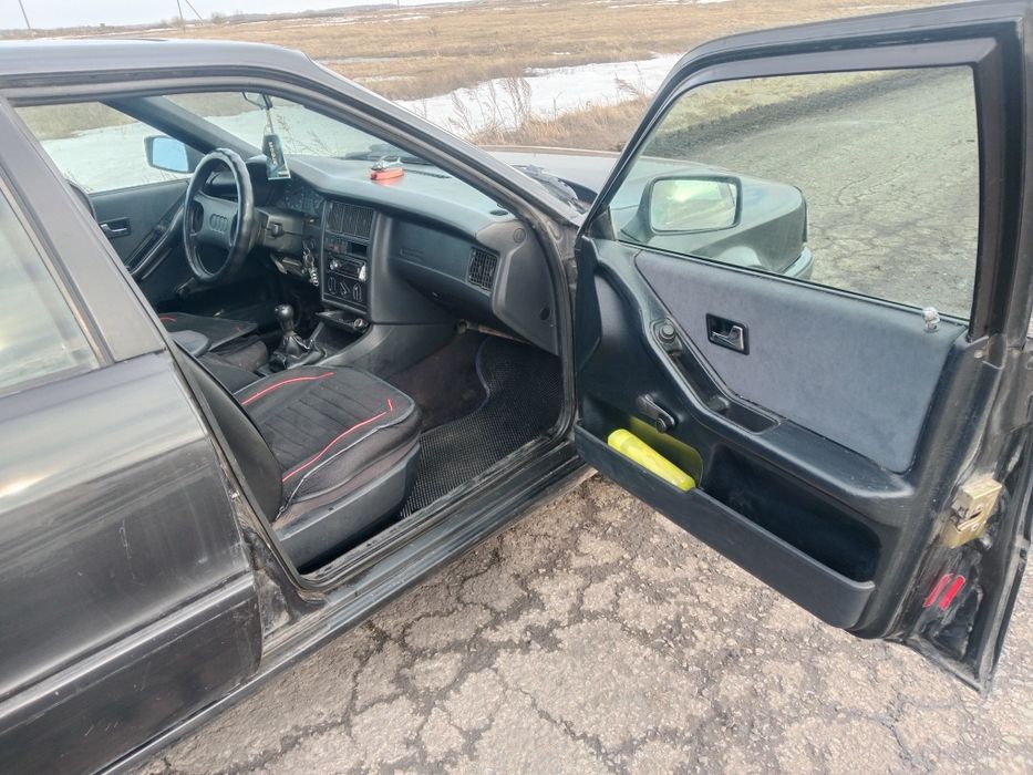 Продам Ауди 80 б4