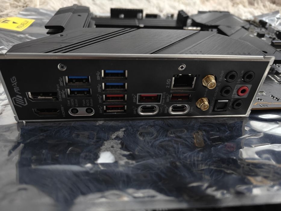 Core i9 14900KF + Msi Z790 Tomahawk DDR5 Wifi