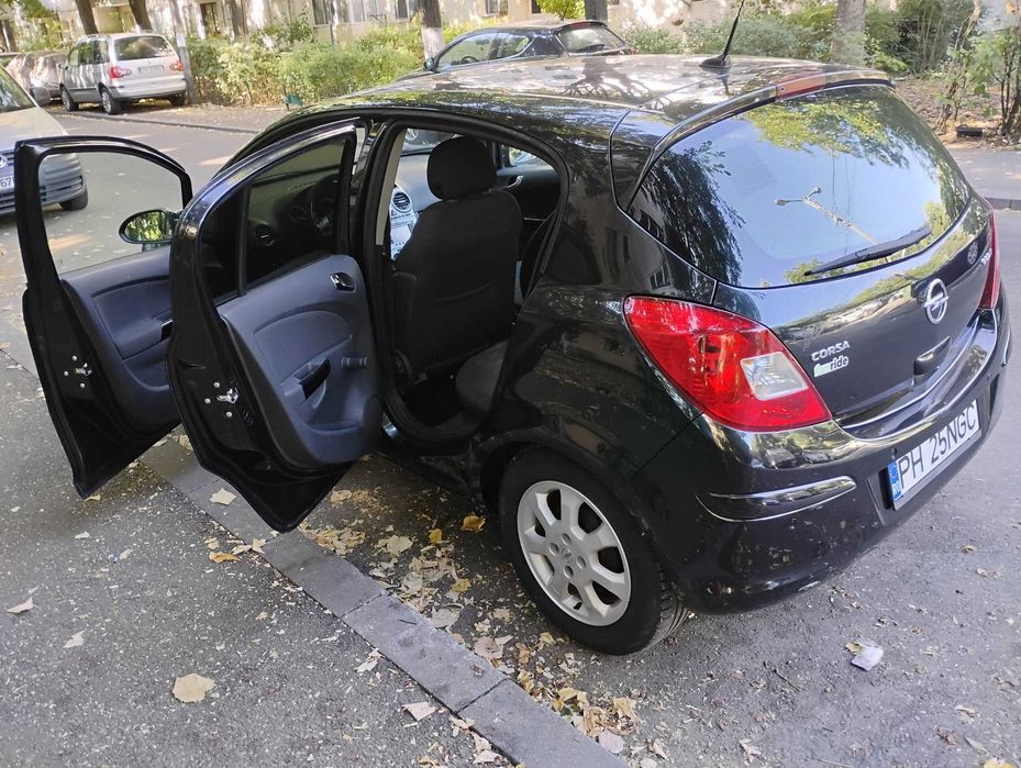 Opel Corsa Fab 2013 Euro 5 motor 1,3 Diesel Proprietar Fiscal pe Loc