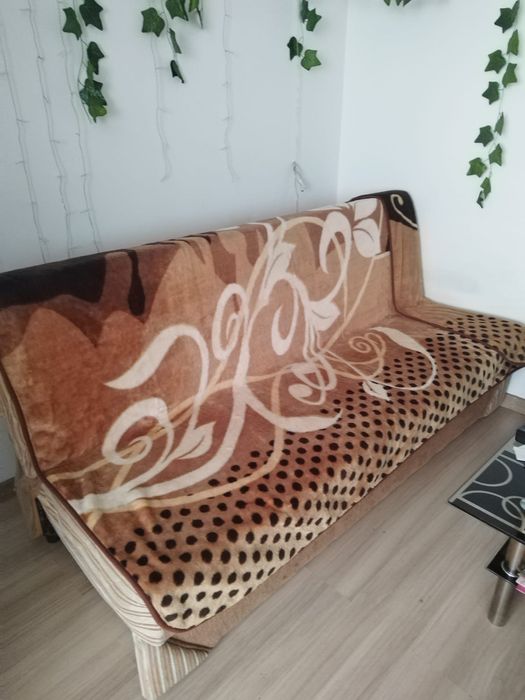 Vand canapea extensibila