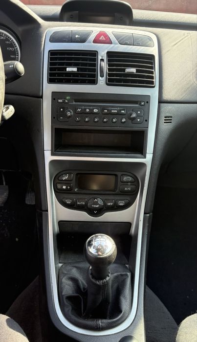 Peugeot 307 1.6i na chasti Пежо 307 1.6 бензин на части